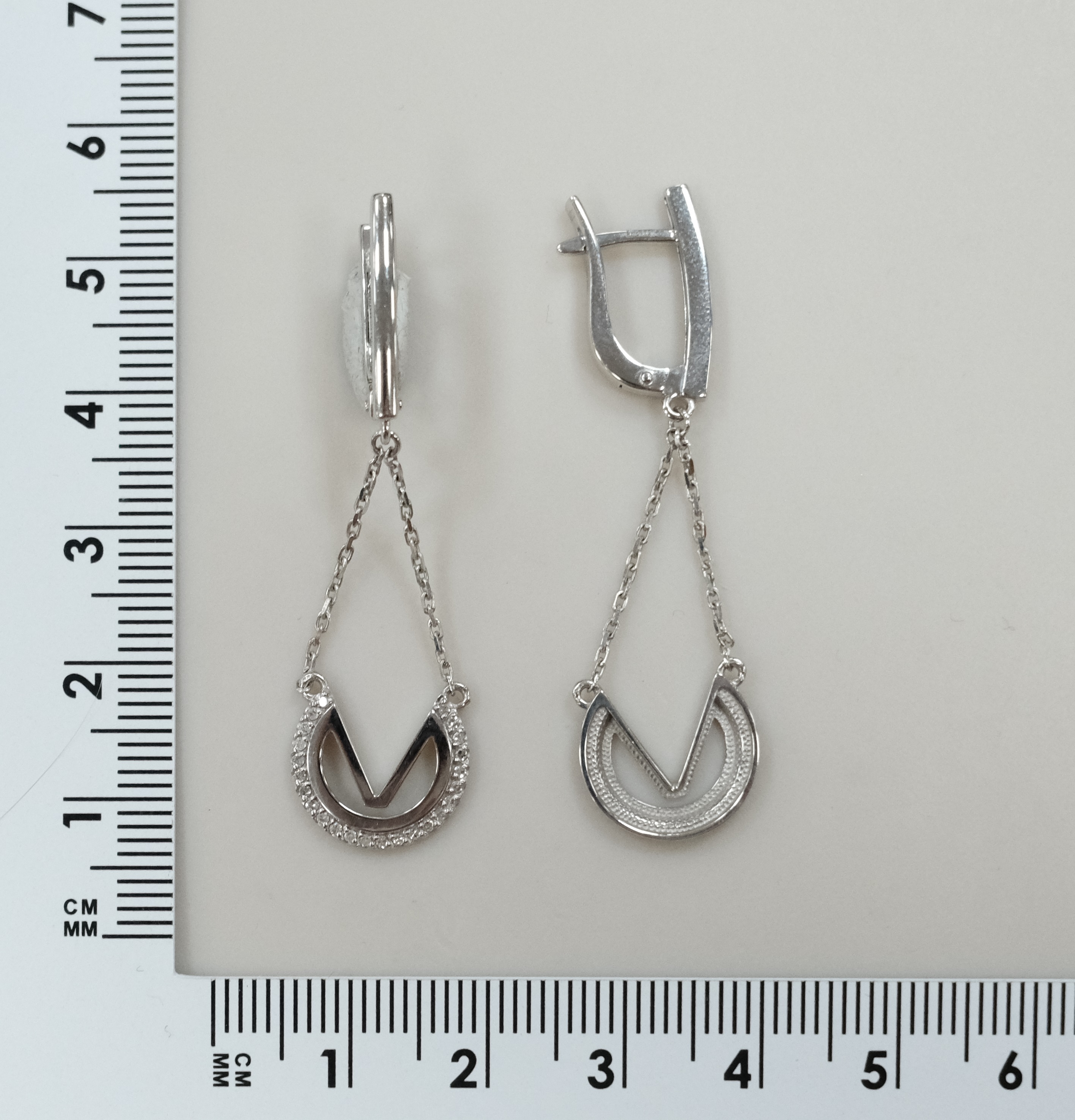 10511-001566 Серьги (Au 585)